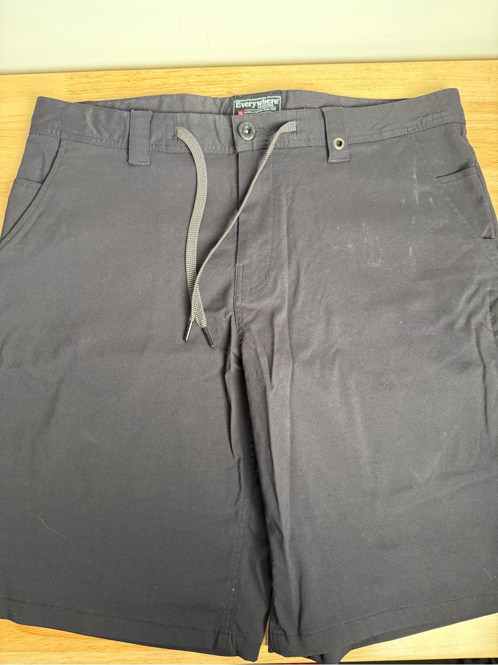 Men's Black 686 Drawstring Shorts